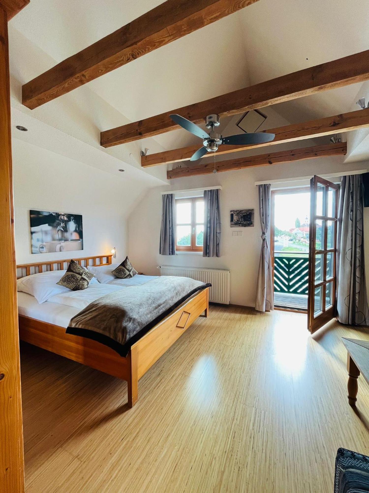 Wohlmuth-Lueckl Hotel Kitzeck im Sausal Kamer foto